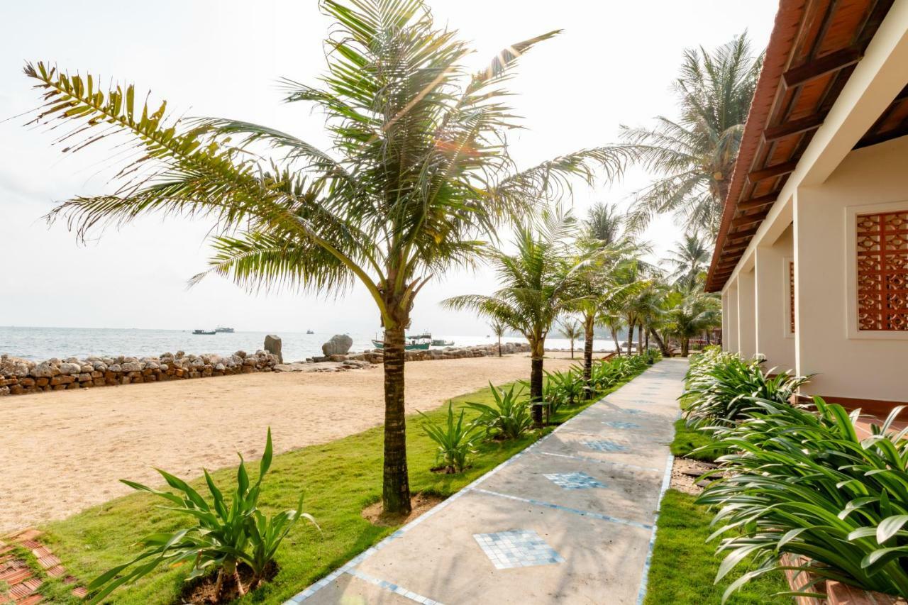 Hotel Hula Hula Beachfront Phú Quốc Exterior foto